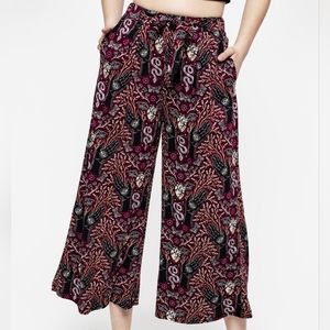 Disturbia Hemlock Print Culottes
